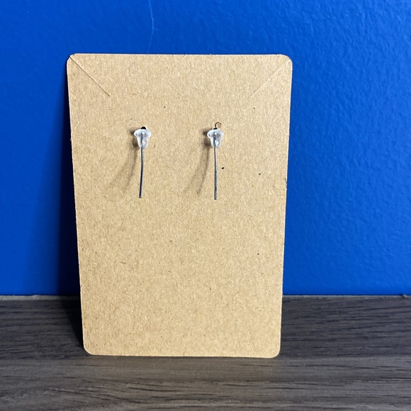 Blue Shell Earrings - Picture 4 of 5